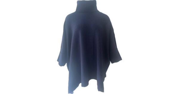 ANNA PONCHO NAVY inPixio 1